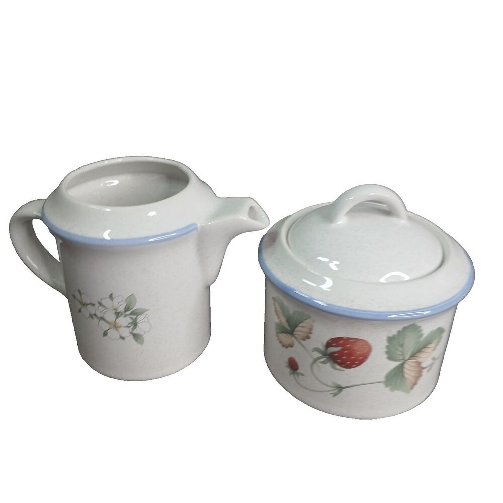 Savoir Vivre Luscious Lidded Sugar Bowl and Creamer Vintage 1991 Stoneware